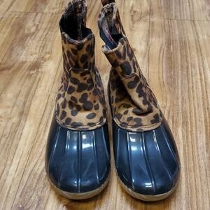 Yoki Leopard Print Ankle Boots with Black and Tan